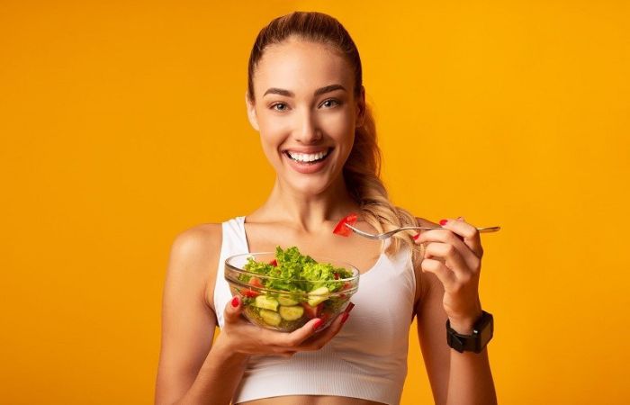 Cách Kiểm Soát Cơn Thèm Ăn và Duy Trì Chế Độ Ăn Uống Lành Mạnh